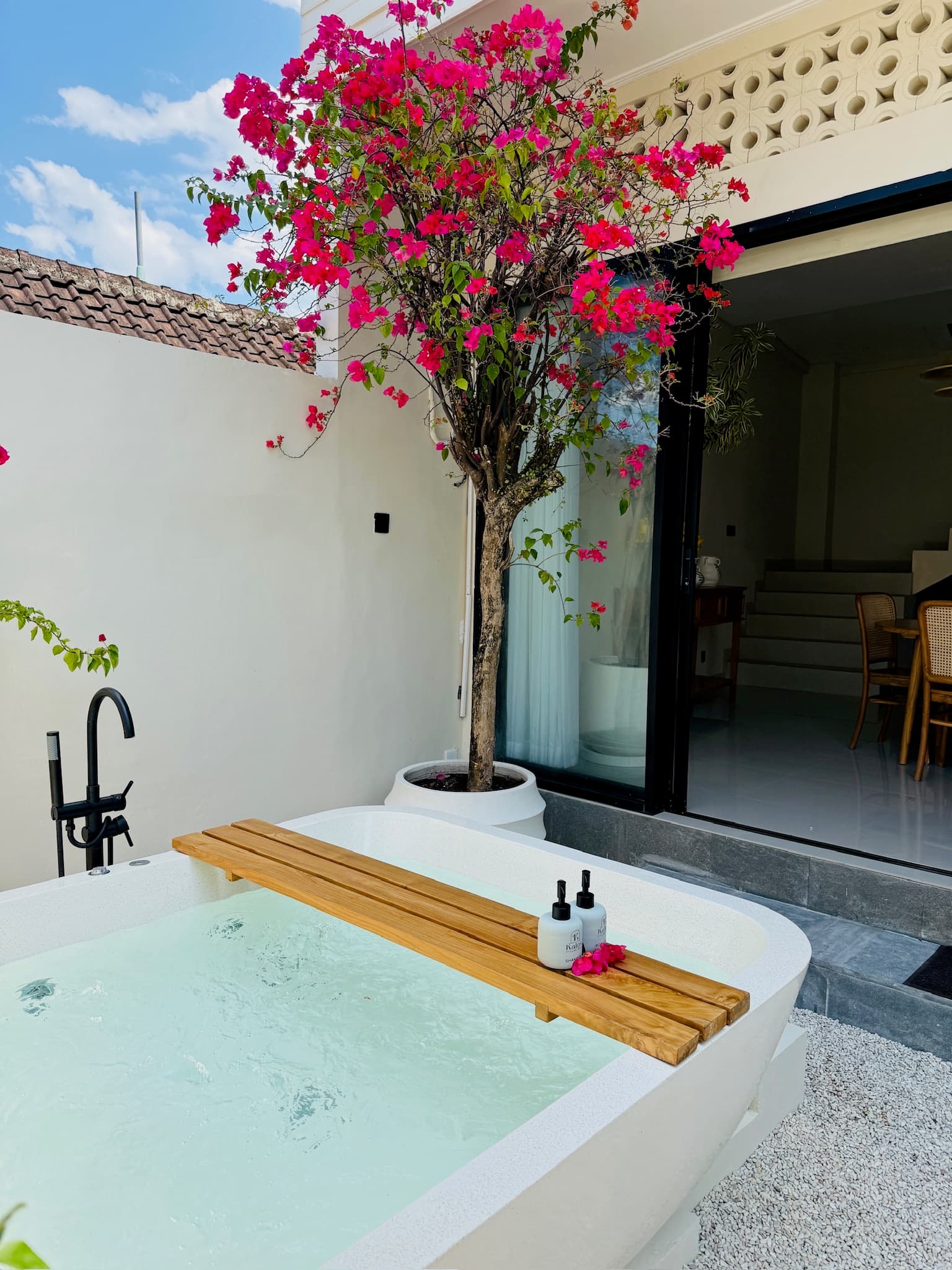 Villa for Rent in Canggu 10